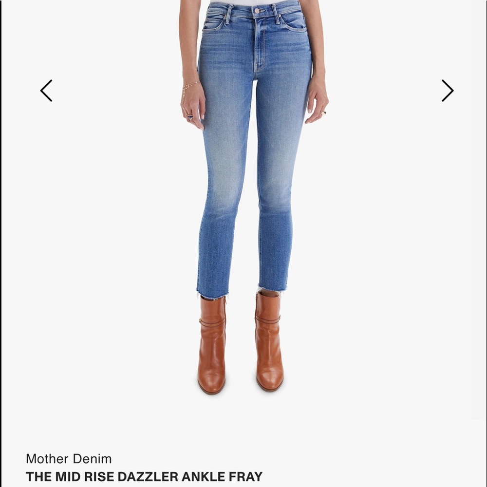 MOTHER Mid Rise Dazzler Ankle Fray Jeans - Light Blue to Medium Blue